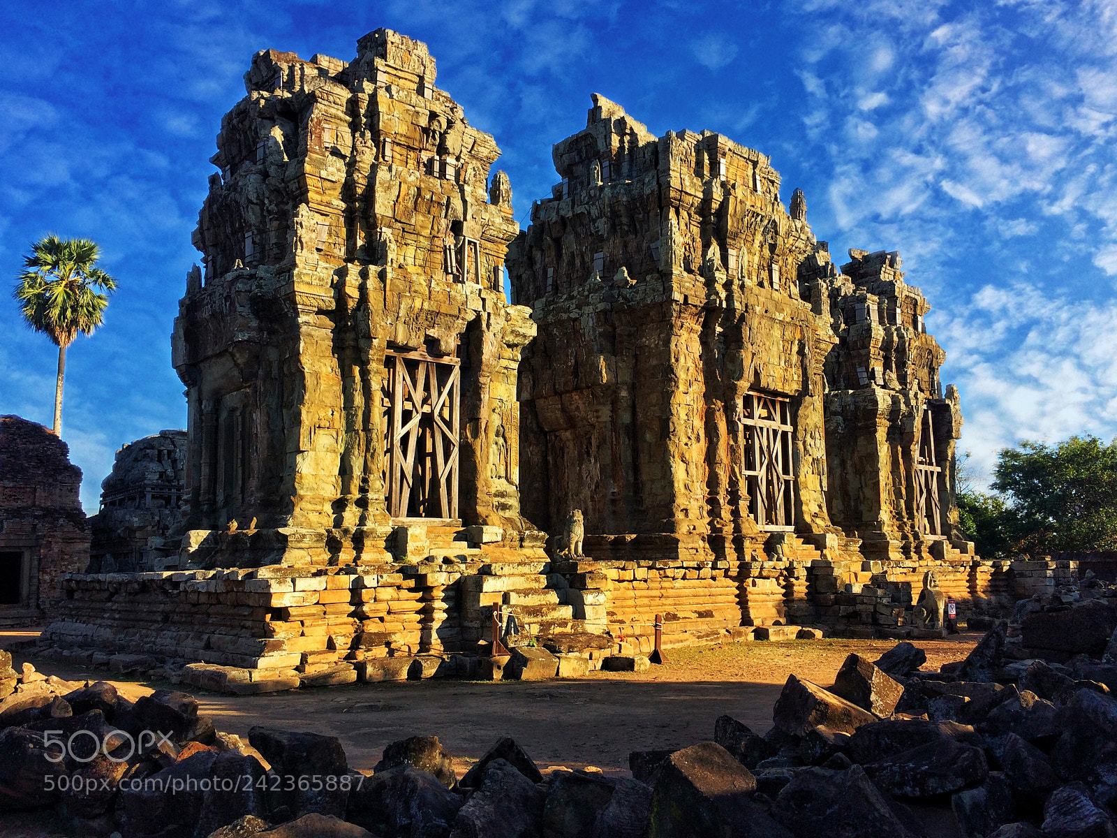 Apple iPhone 5s sample photo. Three temple. photography