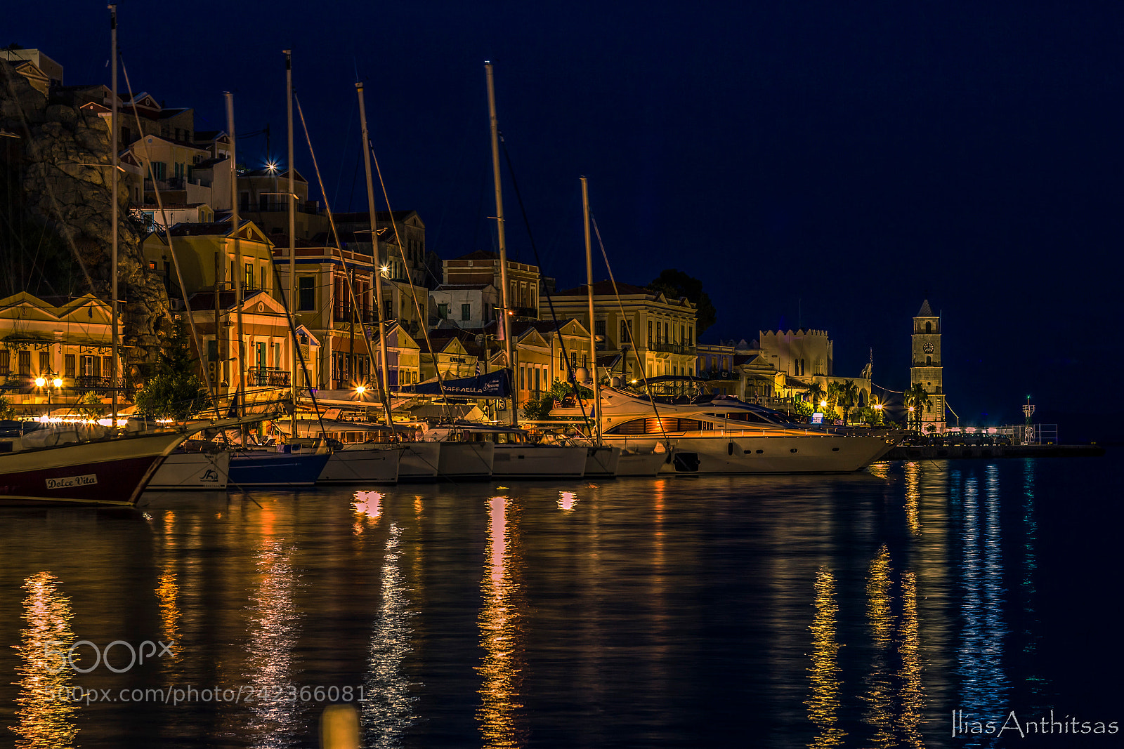 Canon EOS 550D (EOS Rebel T2i / EOS Kiss X4) sample photo. Symi port photography