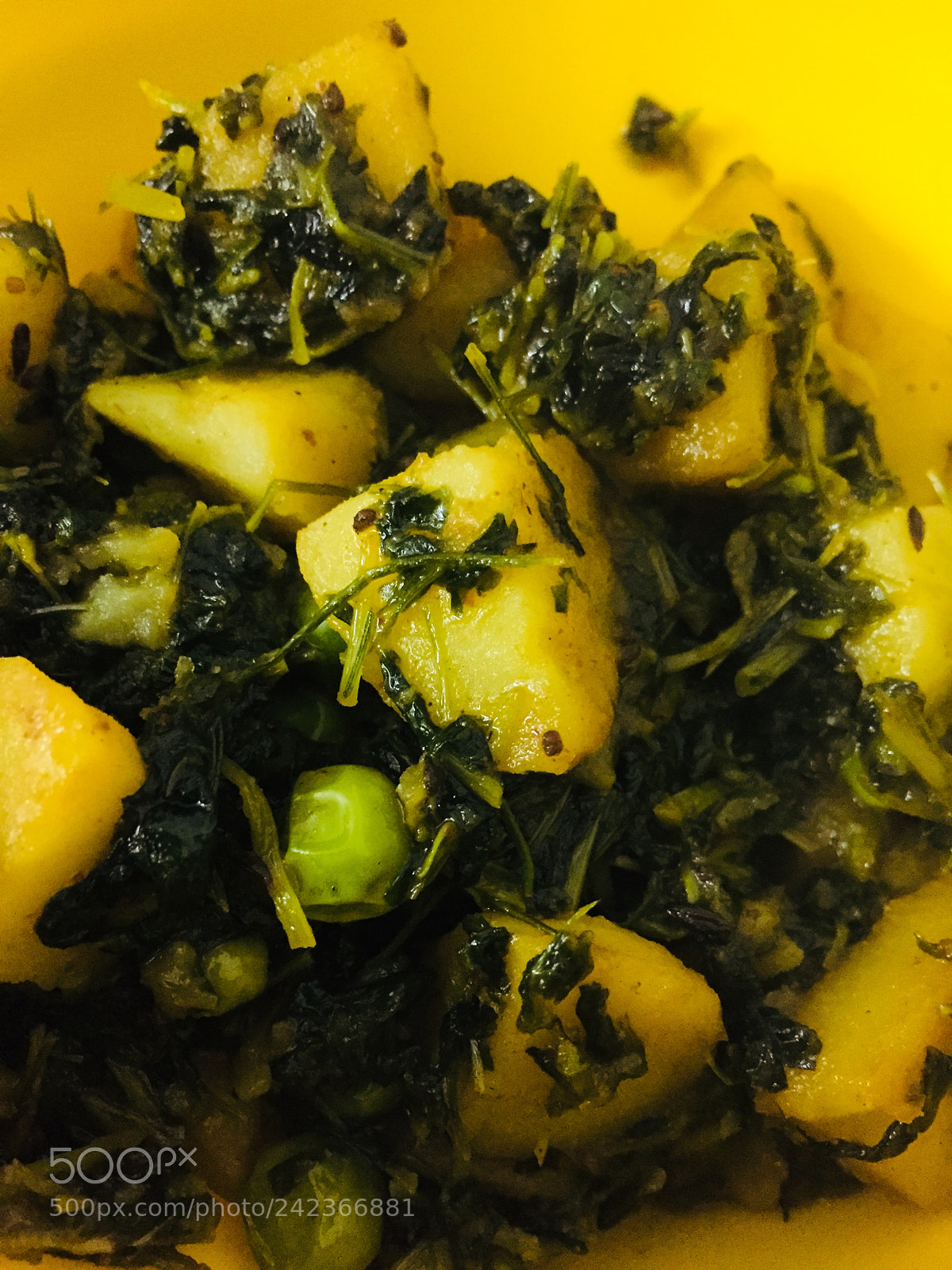 Apple iPhone 6 sample photo. Potato fenugreek desi curry photography