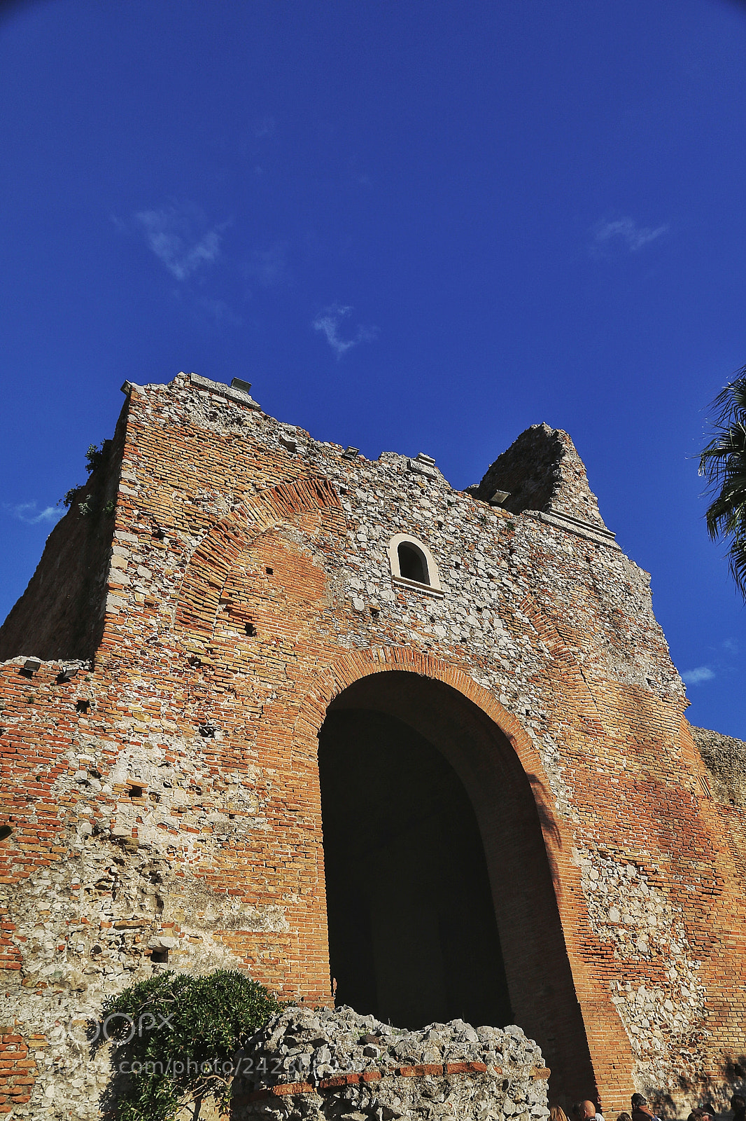 Canon EOS 7D Mark II sample photo. Left entrance from the photography