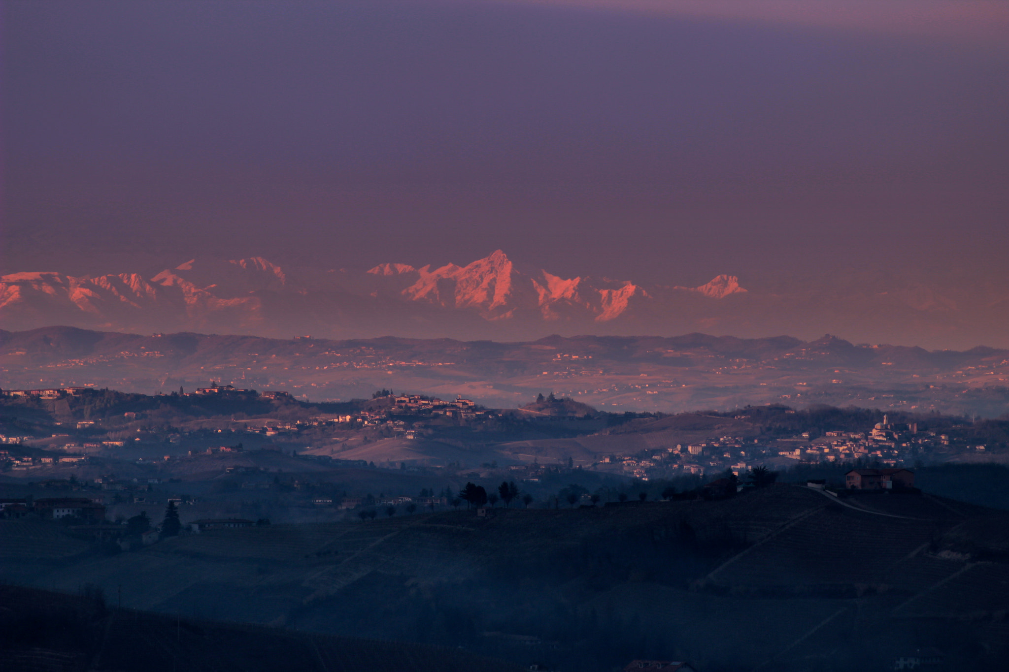 Canon EF 35-80mm f/4-5.6 sample photo. Img photography