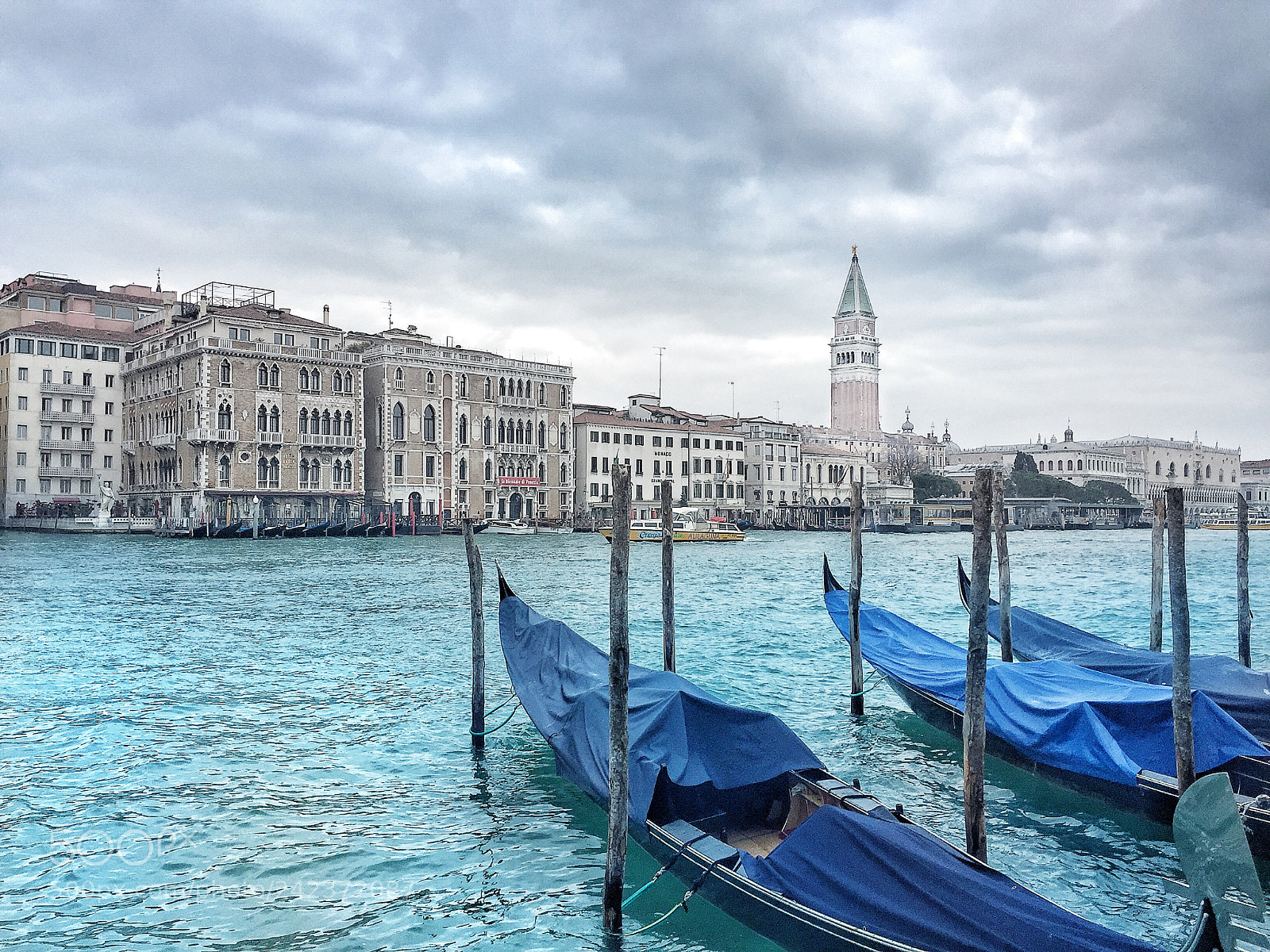Apple iPhone 6 sample photo. Venice photography