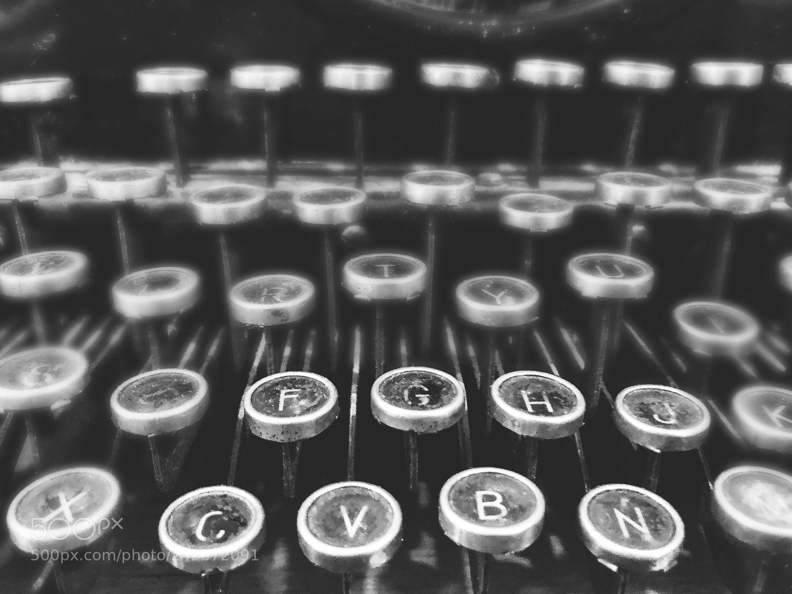 Apple iPhone 8 Plus sample photo. Typewriting photography