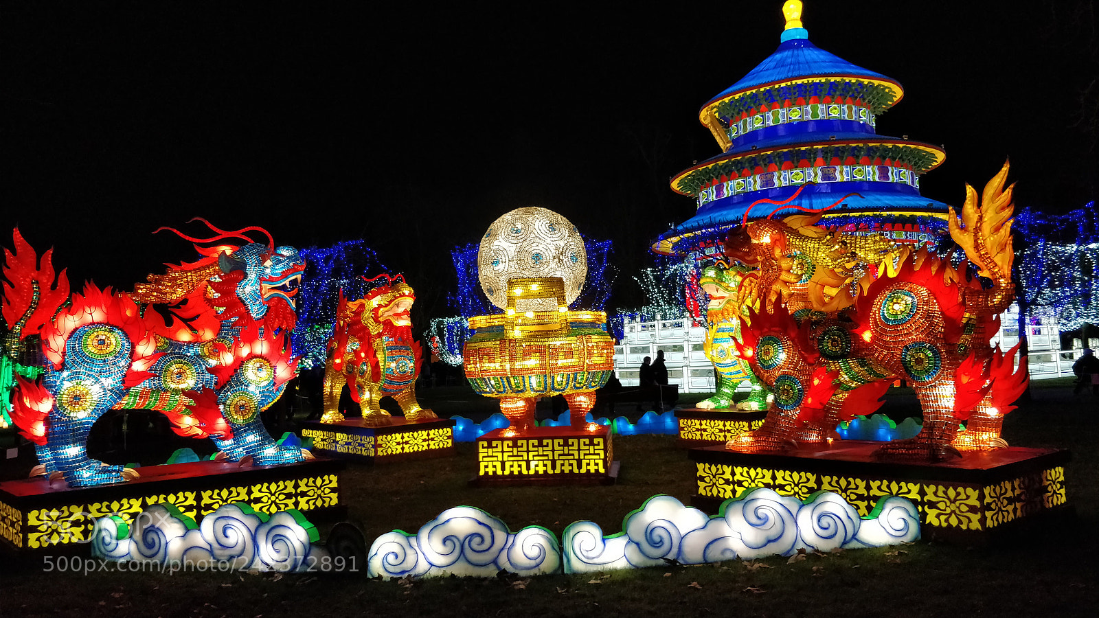 OnePlus 5 sample photo. Lanterns photography