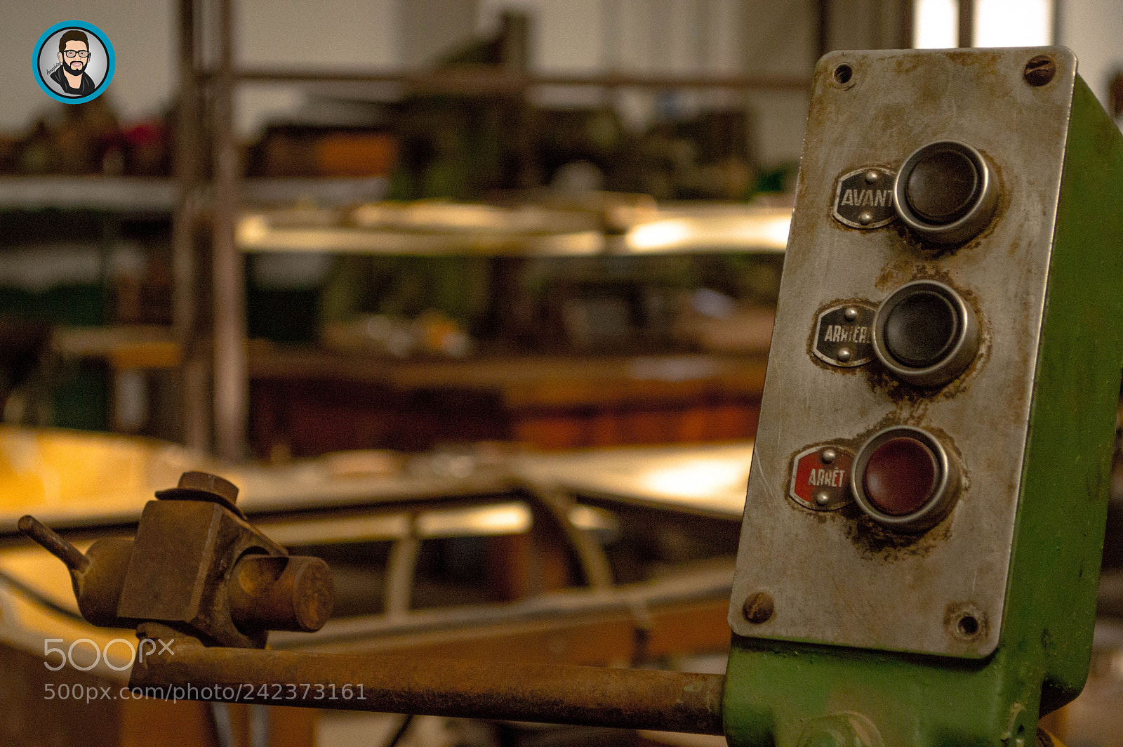Nikon D3200 sample photo. Mechanical life photography