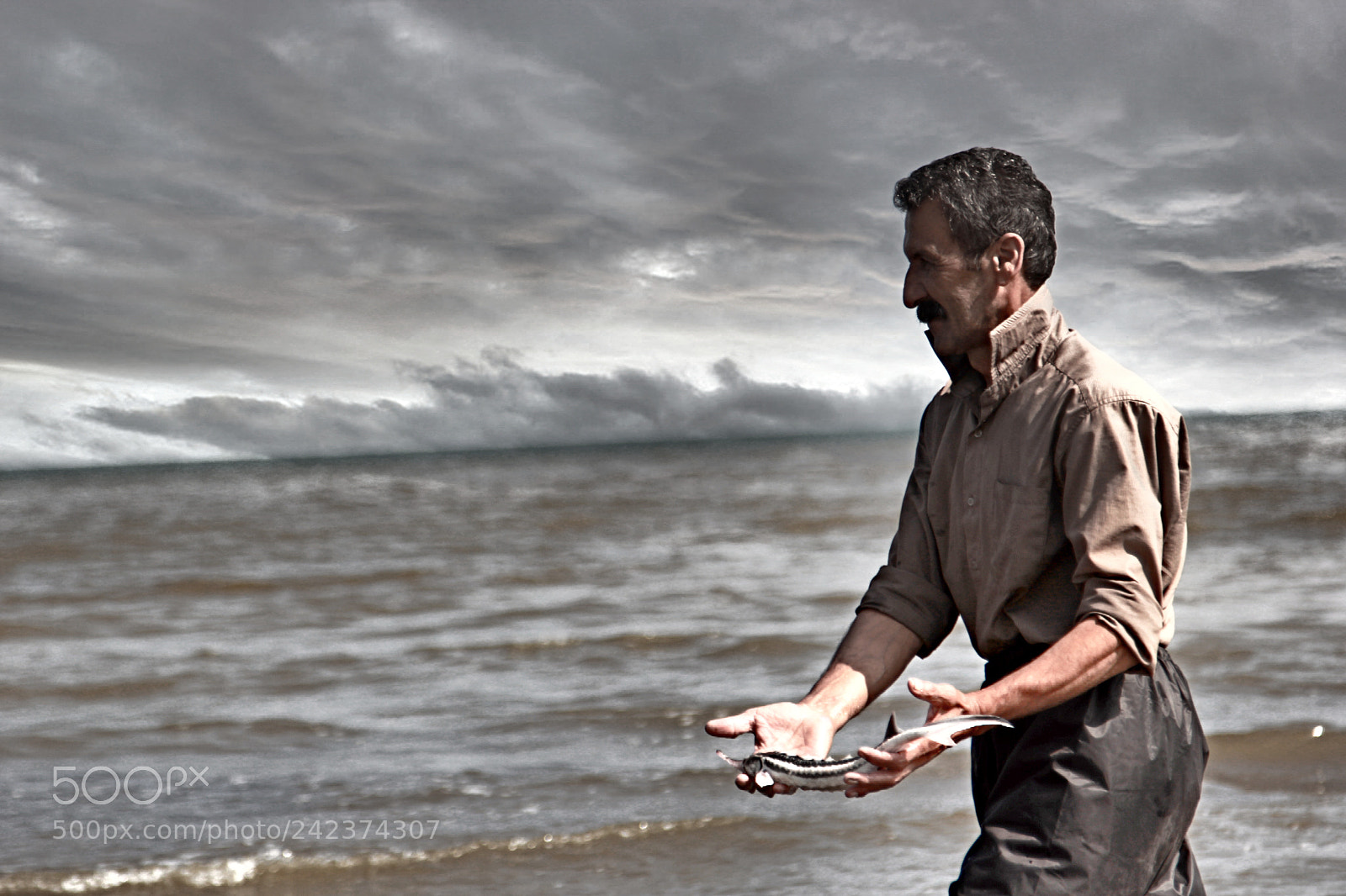 Canon EOS 60D sample photo. Fishermen and fish photography