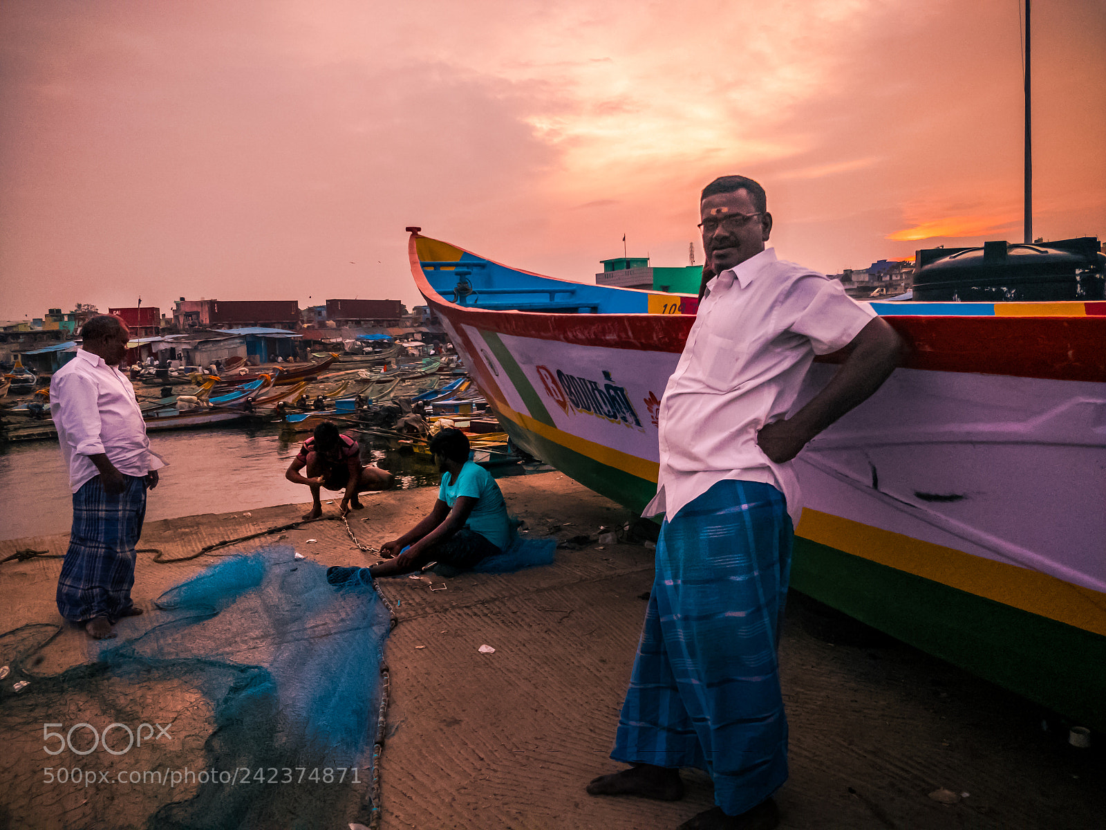 OnePlus 5 sample photo. The proud boatman photography