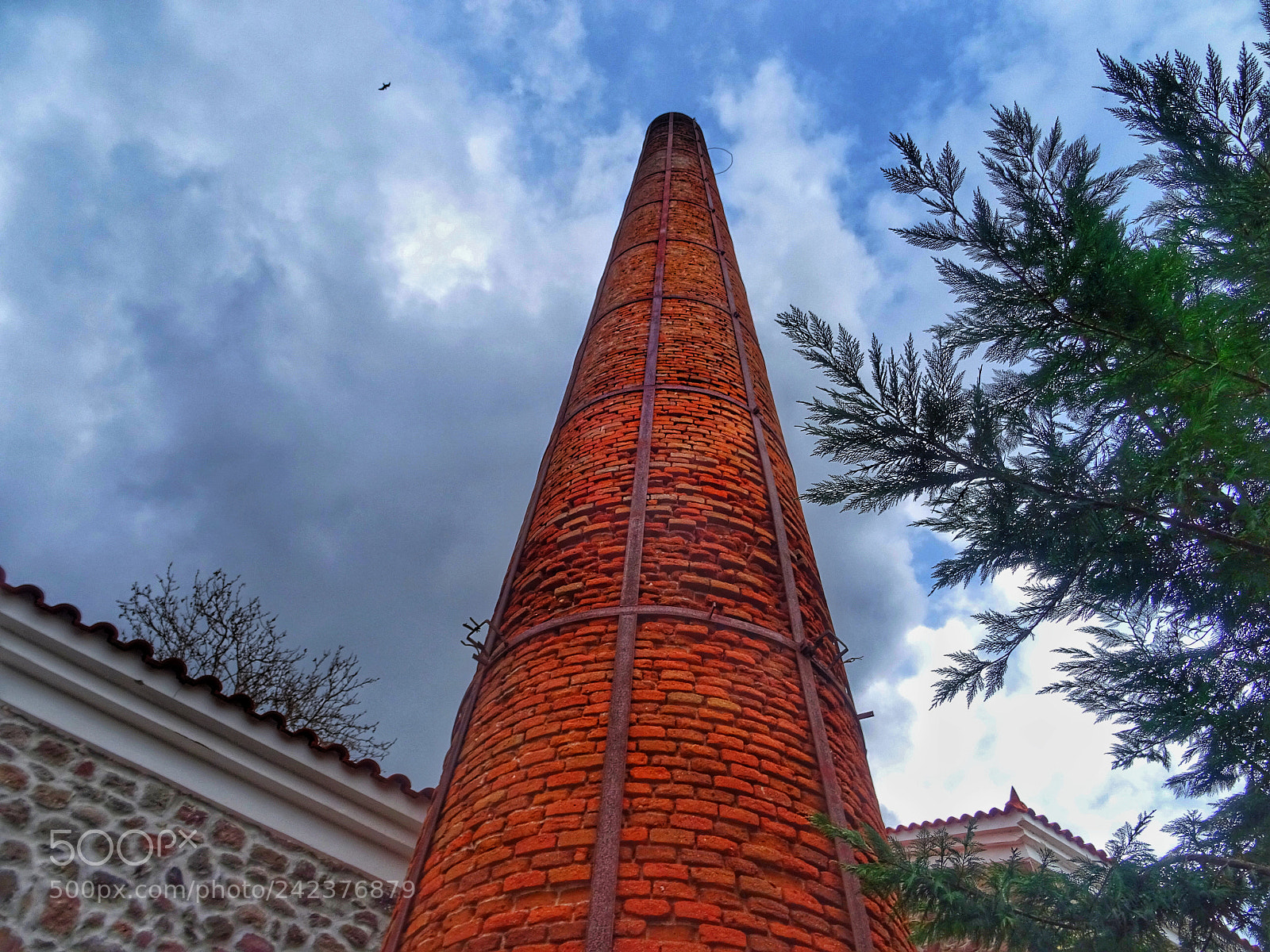 Sony DSC-HX60 sample photo. Olivepress factory chimney photography
