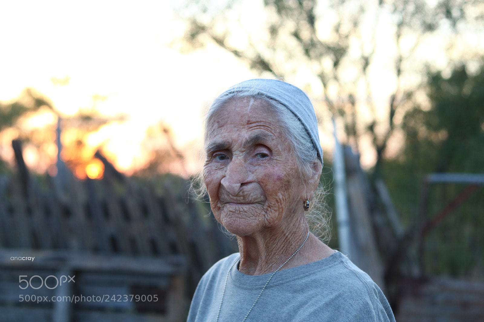 Canon EOS 750D (EOS Rebel T6i / EOS Kiss X8i) sample photo. 98 year old grandmother photography