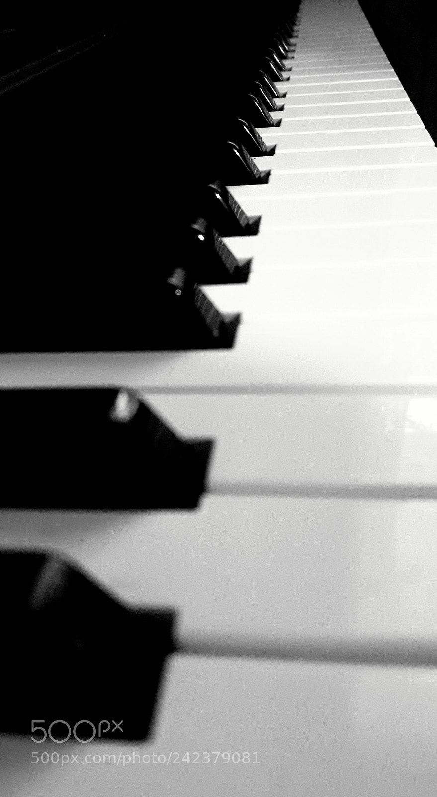 Samsung Galaxy J7 sample photo. Piano photography