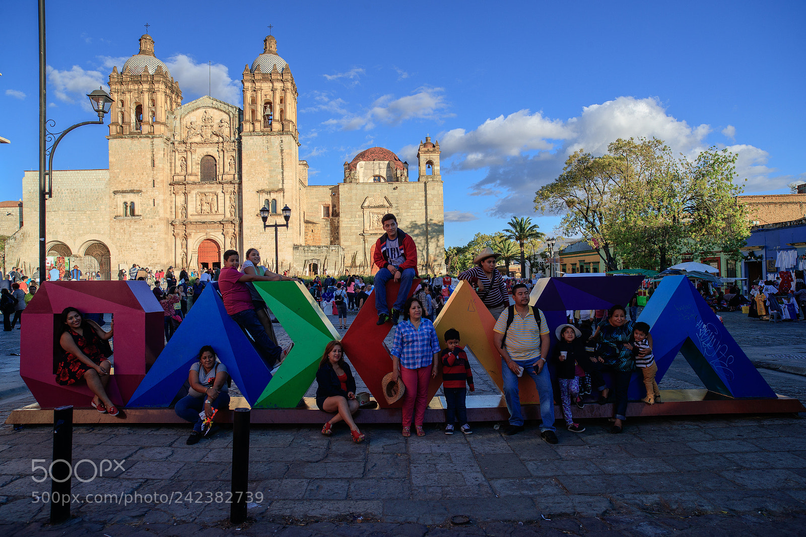 Canon EOS-1D X Mark II sample photo. Colorful oaxaca photography