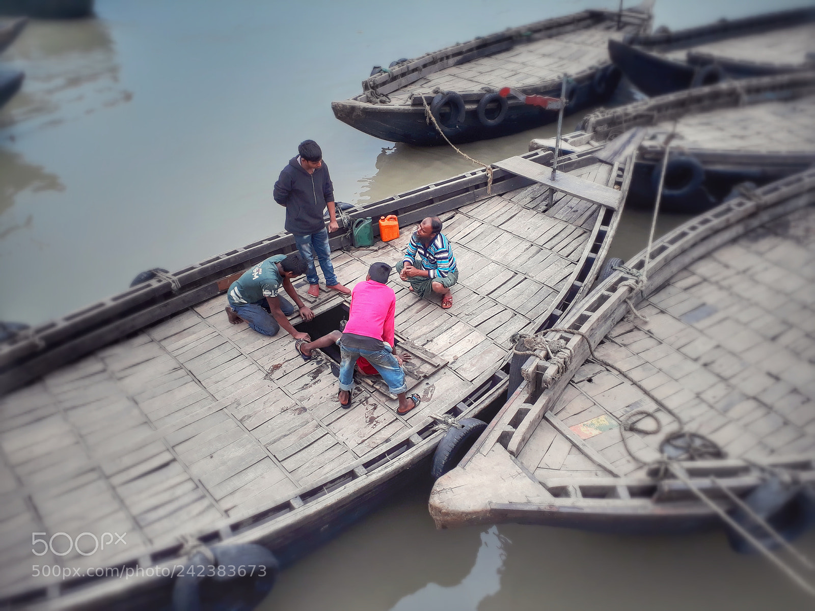Samsung Galaxy A3(2017) sample photo. Life in boats photography