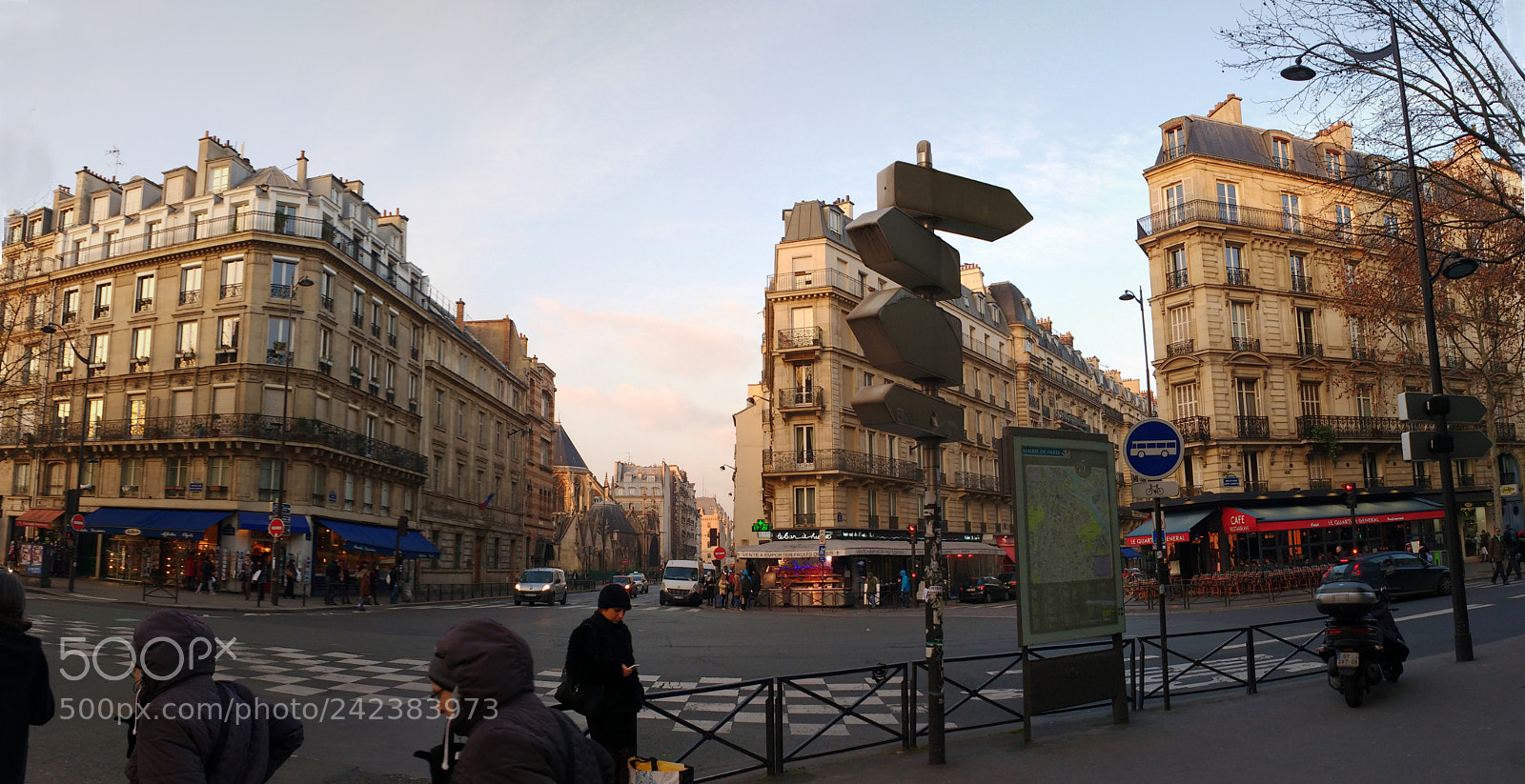 Motorola MotoG3 sample photo. Paris street photography