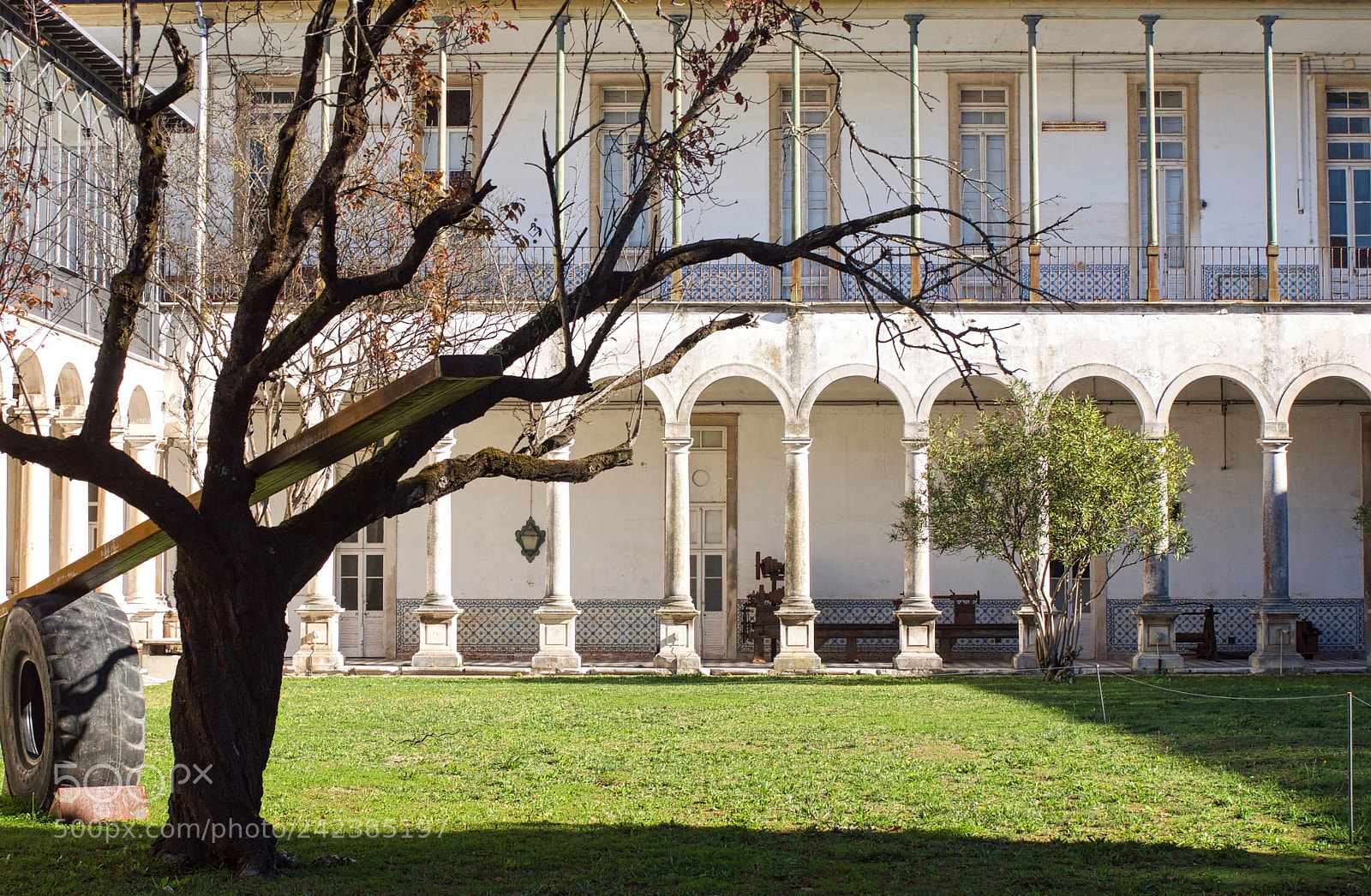 Panasonic Lumix DMC-G1 sample photo. Cloister - escola das photography