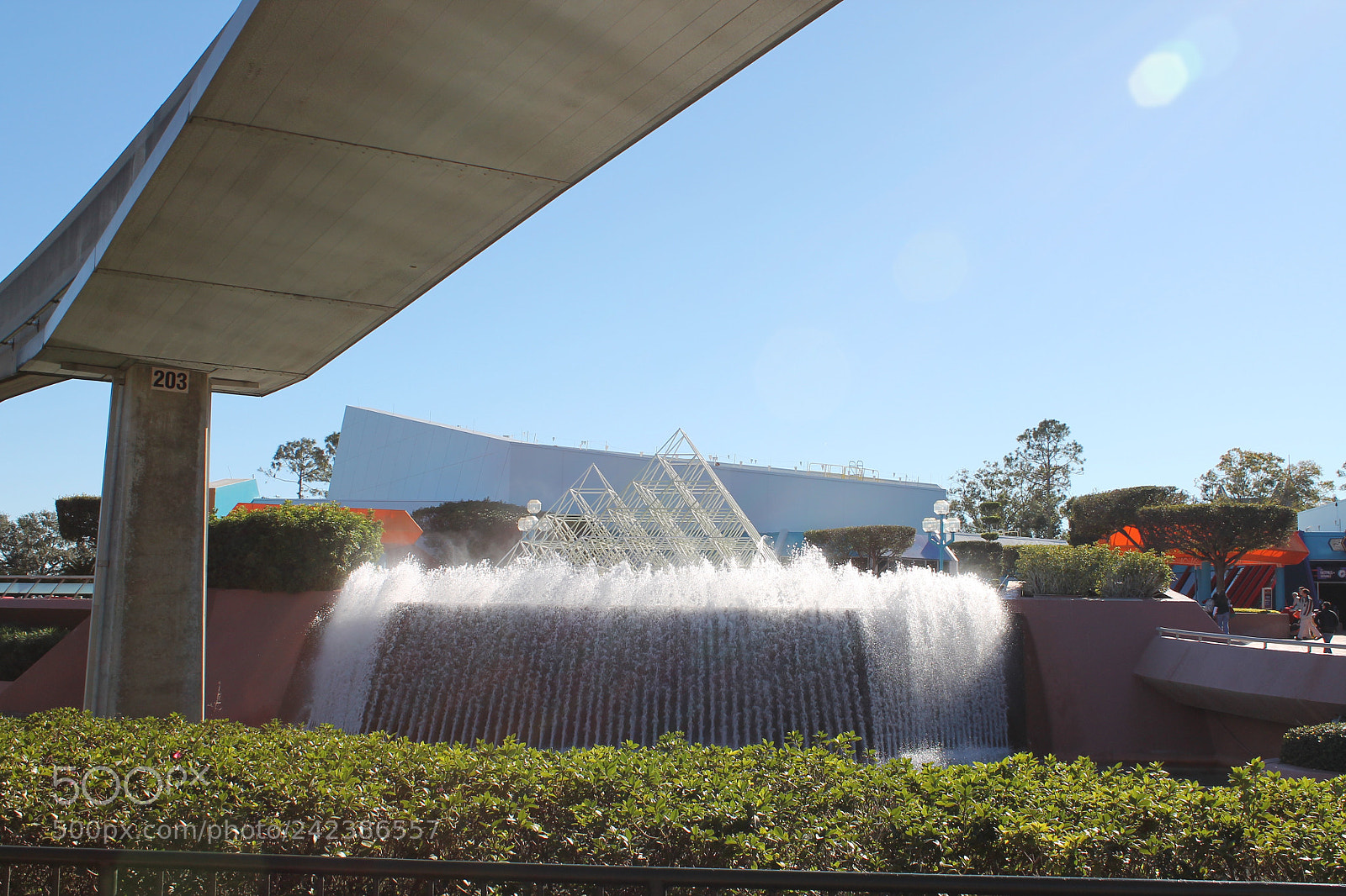 Canon EOS 1100D (EOS Rebel T3 / EOS Kiss X50) sample photo. Epcot photography