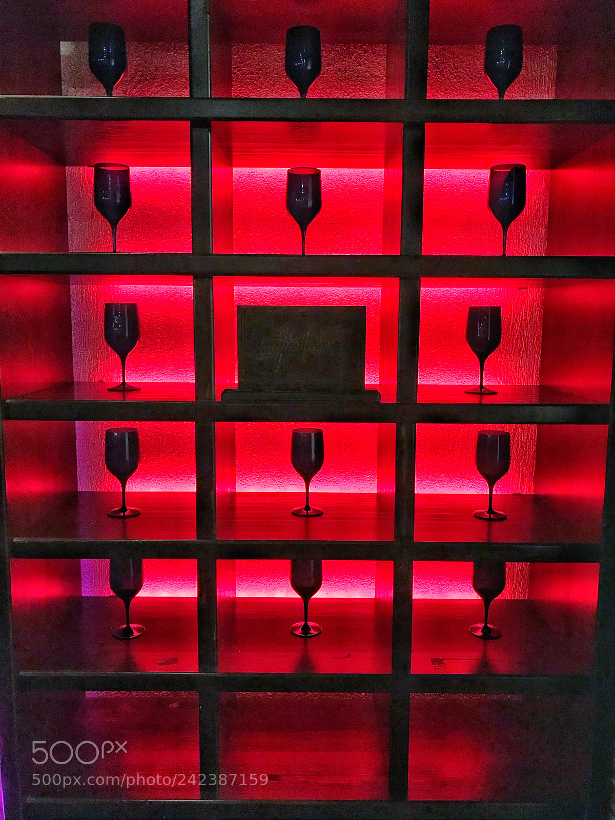 Apple iPhone 7 Plus sample photo. Red wall photography
