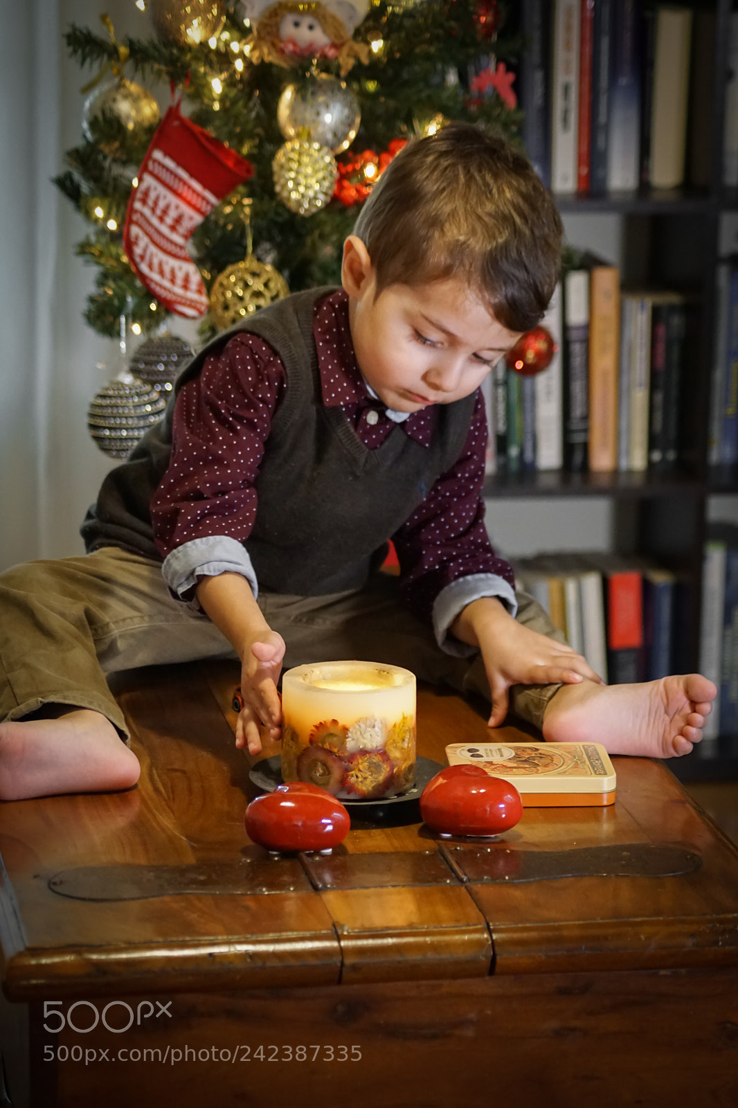 Sony ILCA-77M2 sample photo. Playing with a candle photography