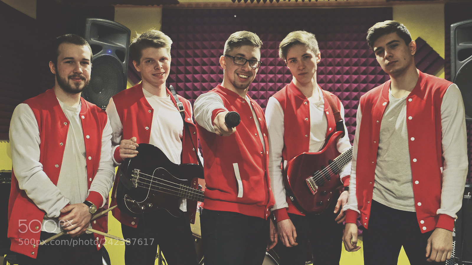 Fujifilm X-T20 sample photo. Unknown band photography