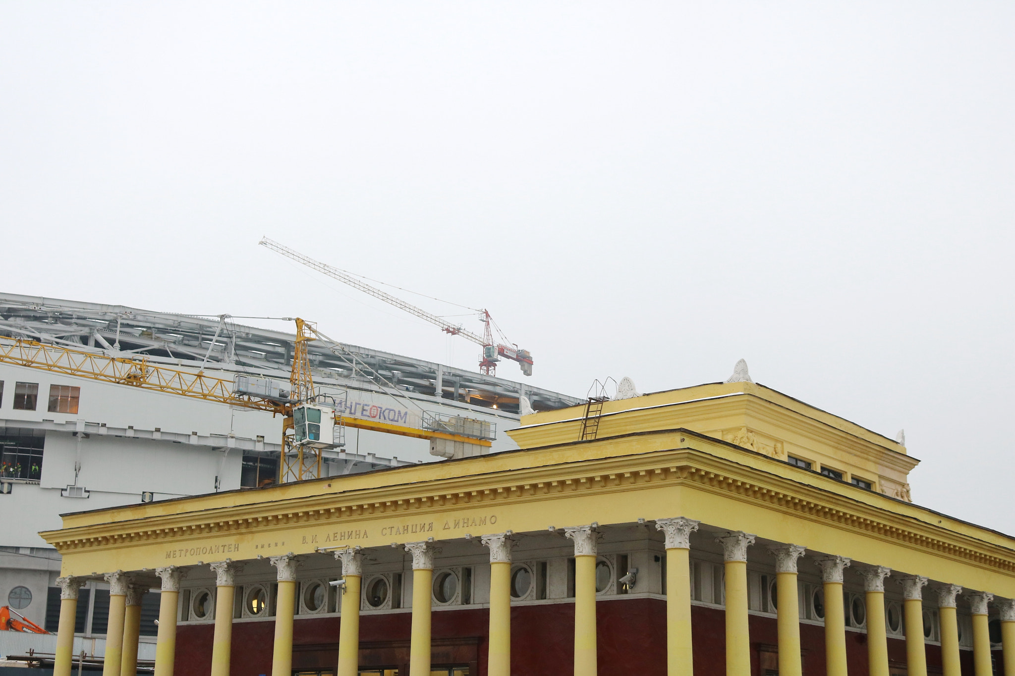 Canon EOS 750D (EOS Rebel T6i / EOS Kiss X8i) sample photo. Points of architectural grace photography