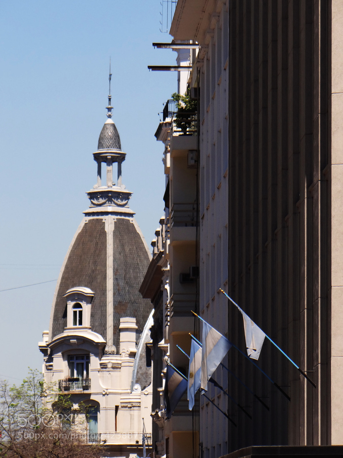 Sony Cyber-shot DSC-HX100V sample photo. Plaza de mayo photography