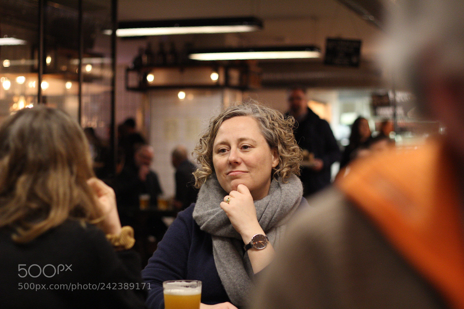 Canon EOS 100D (EOS Rebel SL1 / EOS Kiss X7) sample photo. Over a beer photography