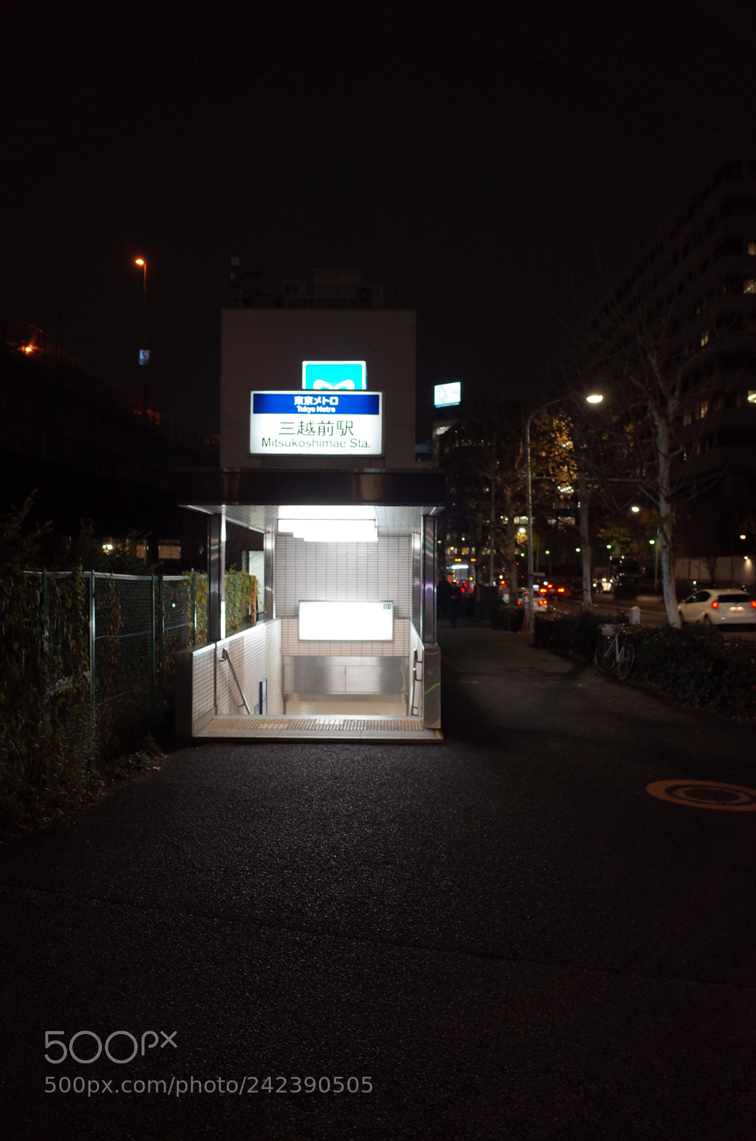 Ricoh GR II sample photo. Tokyo at night photography