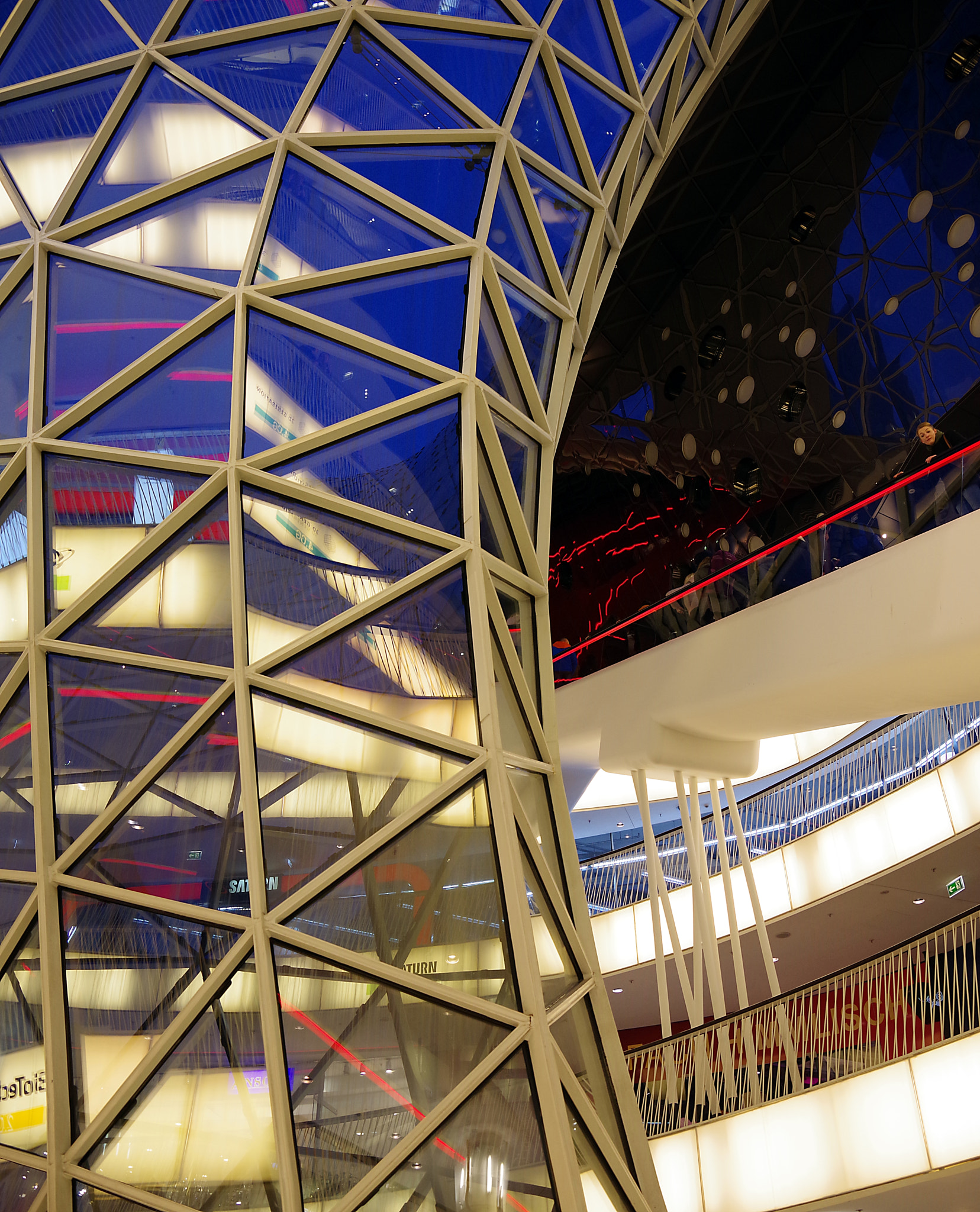 Pentax K-1 sample photo. Frankfurt, my zeil ii photography