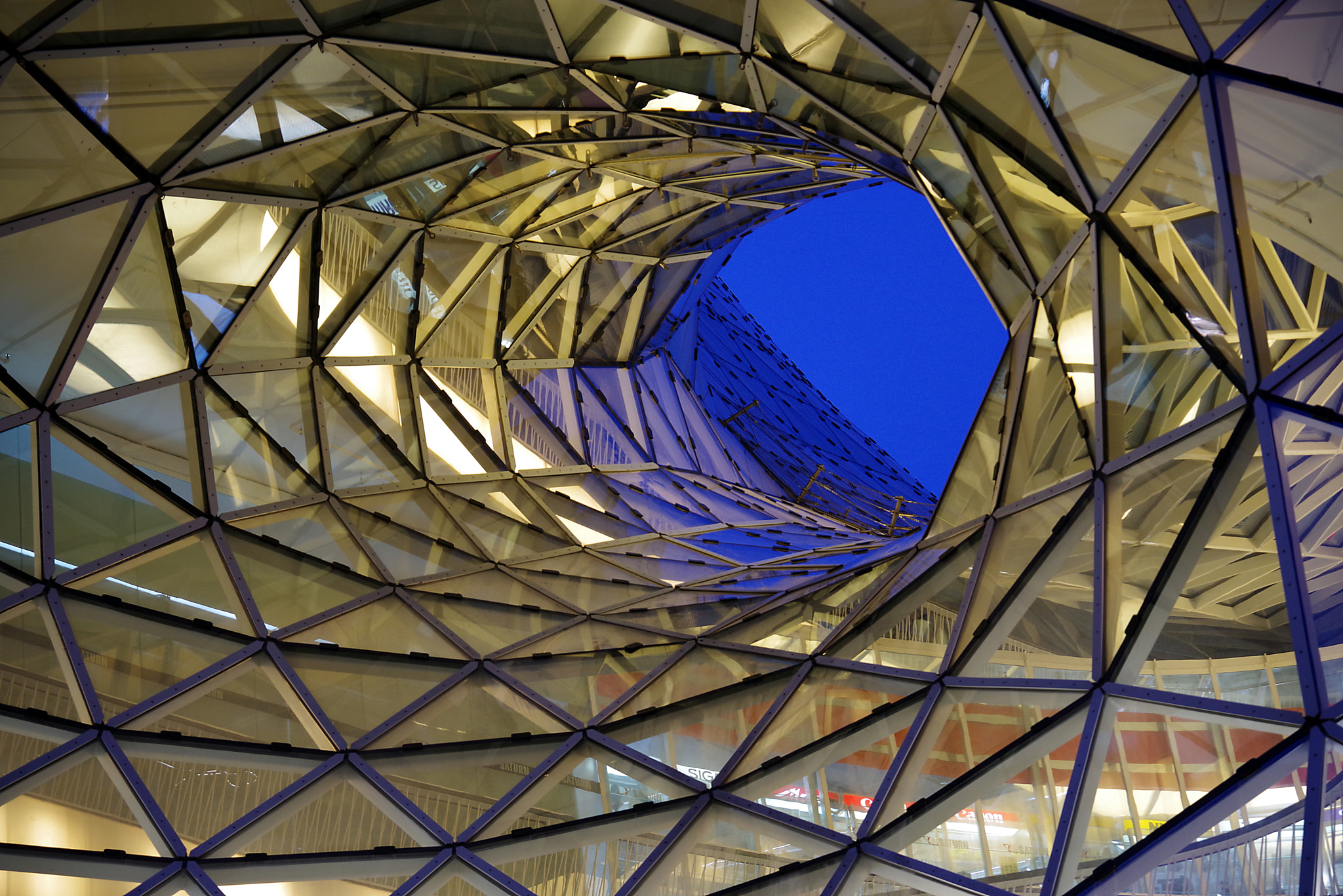 Pentax K-1 sample photo. Frankfurt, my zeil v photography