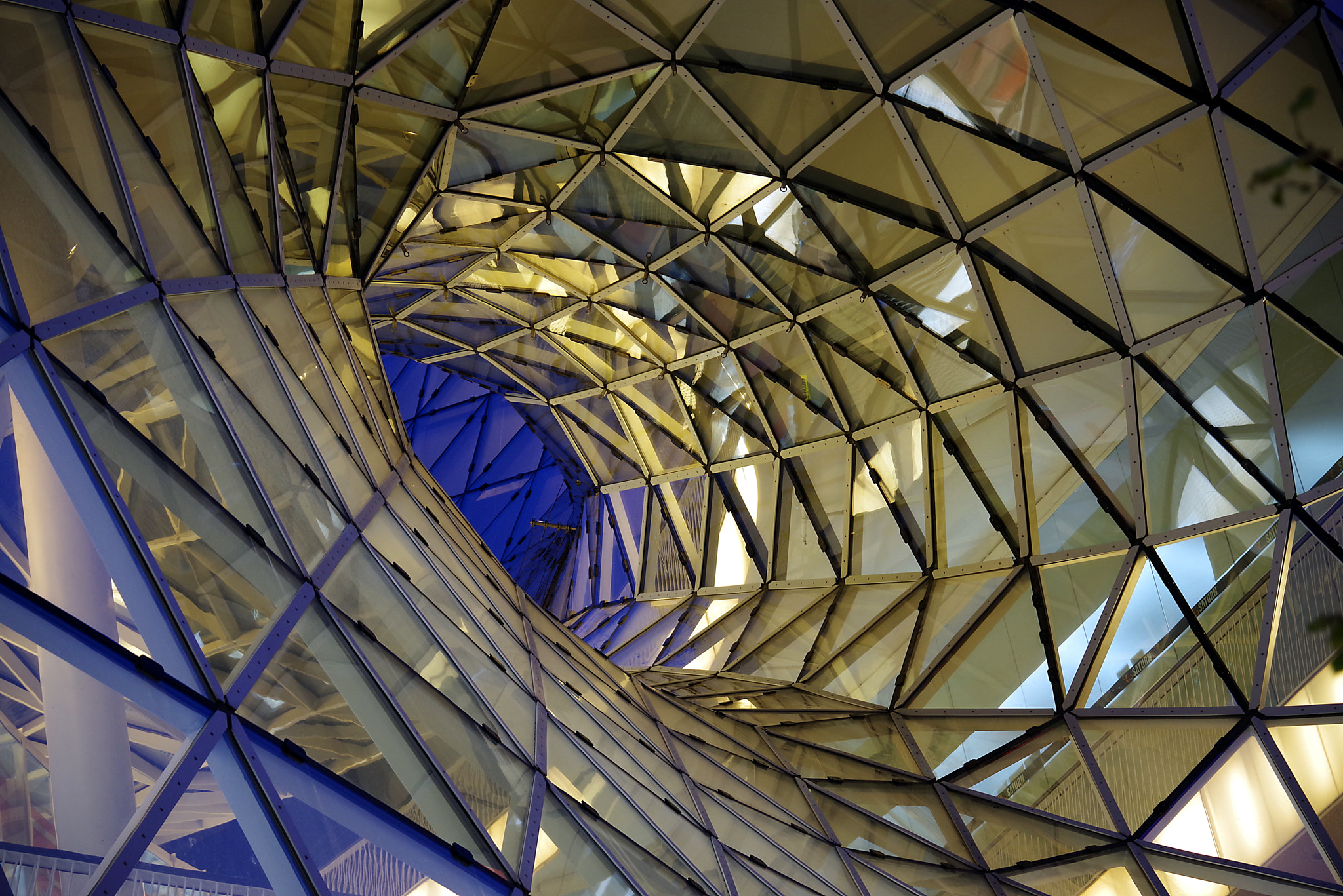Pentax K-1 sample photo. Frankfurt, my zeil vi photography