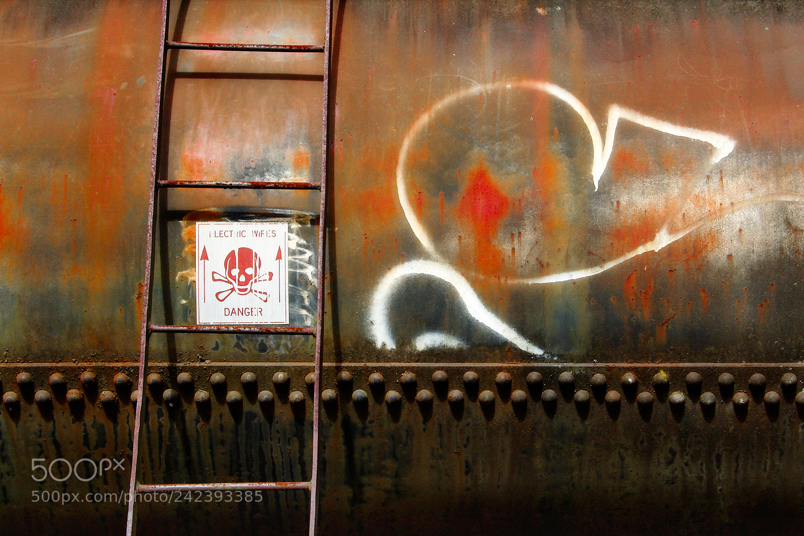 Pentax K200D sample photo. Danger photography