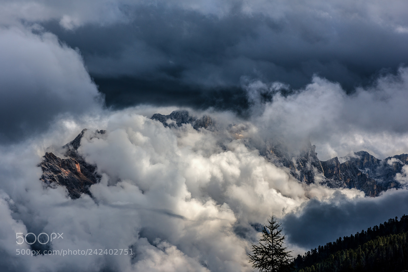 Nikon D810 sample photo. Where the clouds play photography