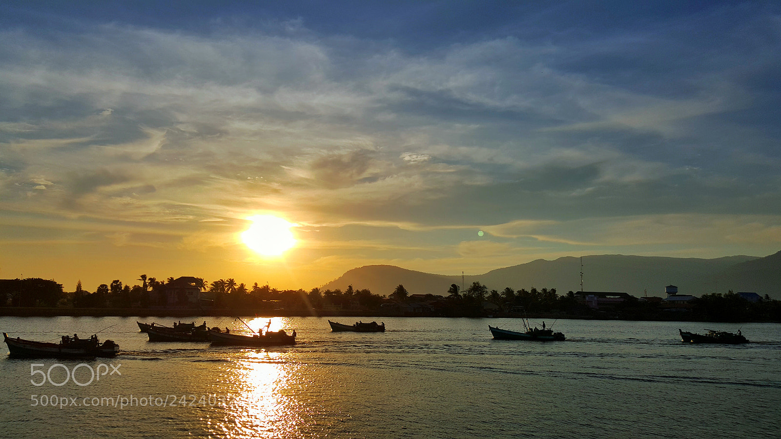 Samsung Galaxy Note5 sample photo. Fishermen life with sunset photography