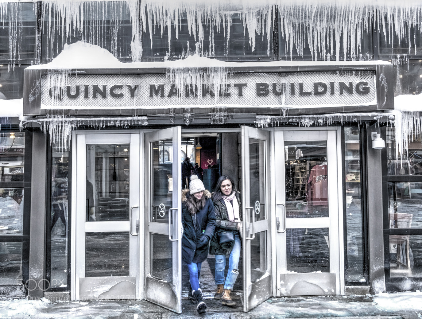 Fujifilm X-T1 sample photo. Frozen market photography