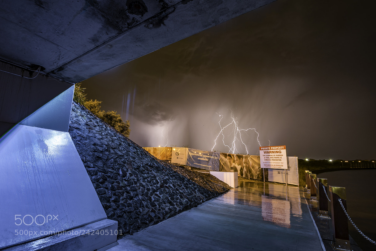 Canon EOS 7D Mark II sample photo. Under the bridge photography