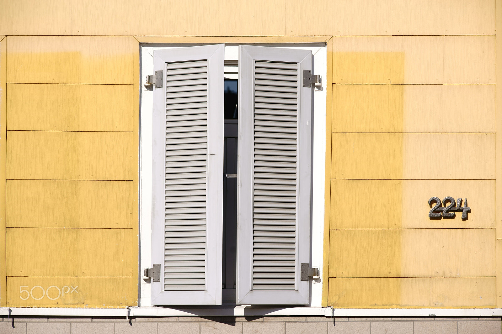 Sony a7 II sample photo. Closed shutter house photography