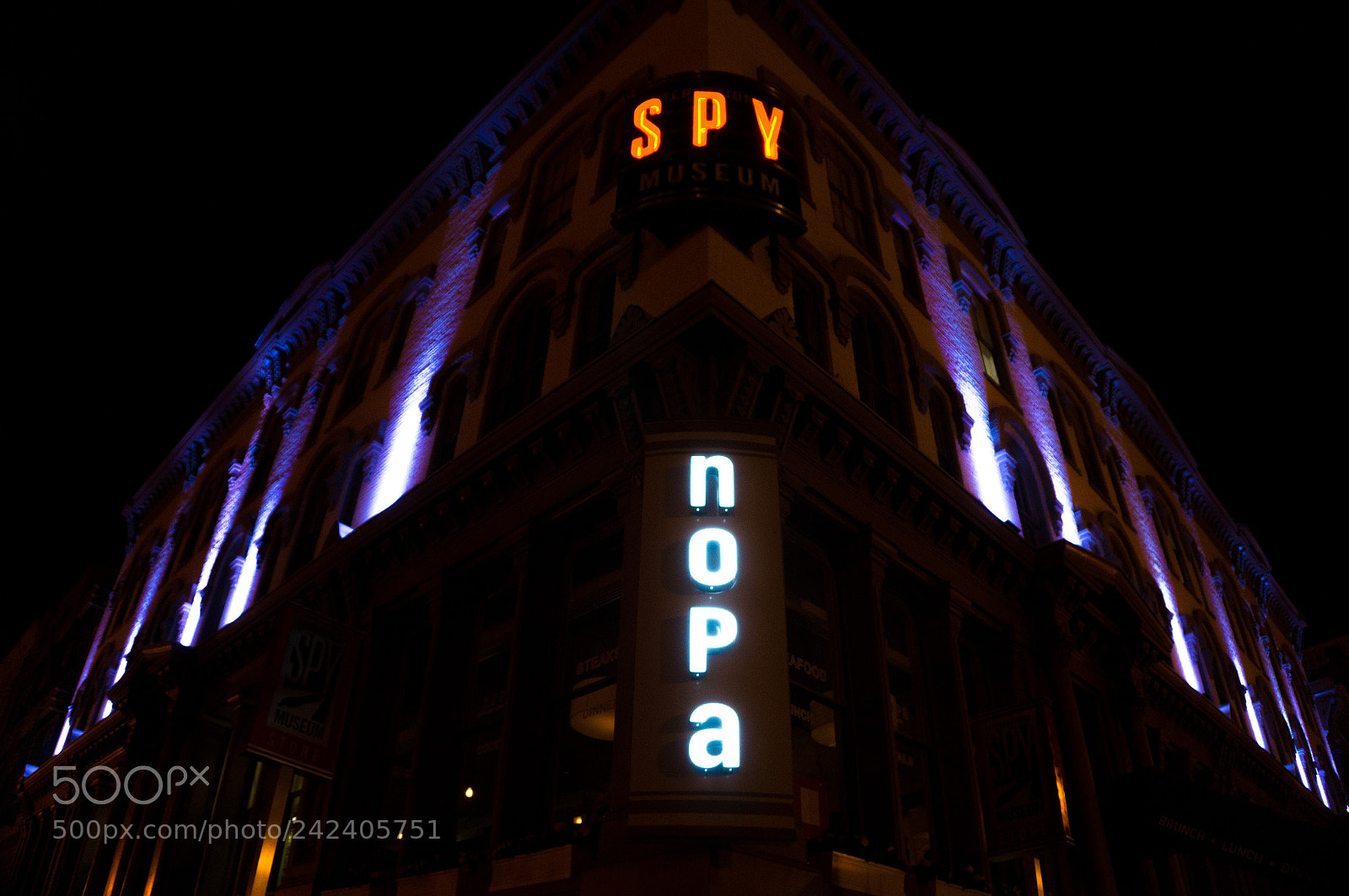 Sony Alpha NEX-F3 sample photo. Internation spy museum photography