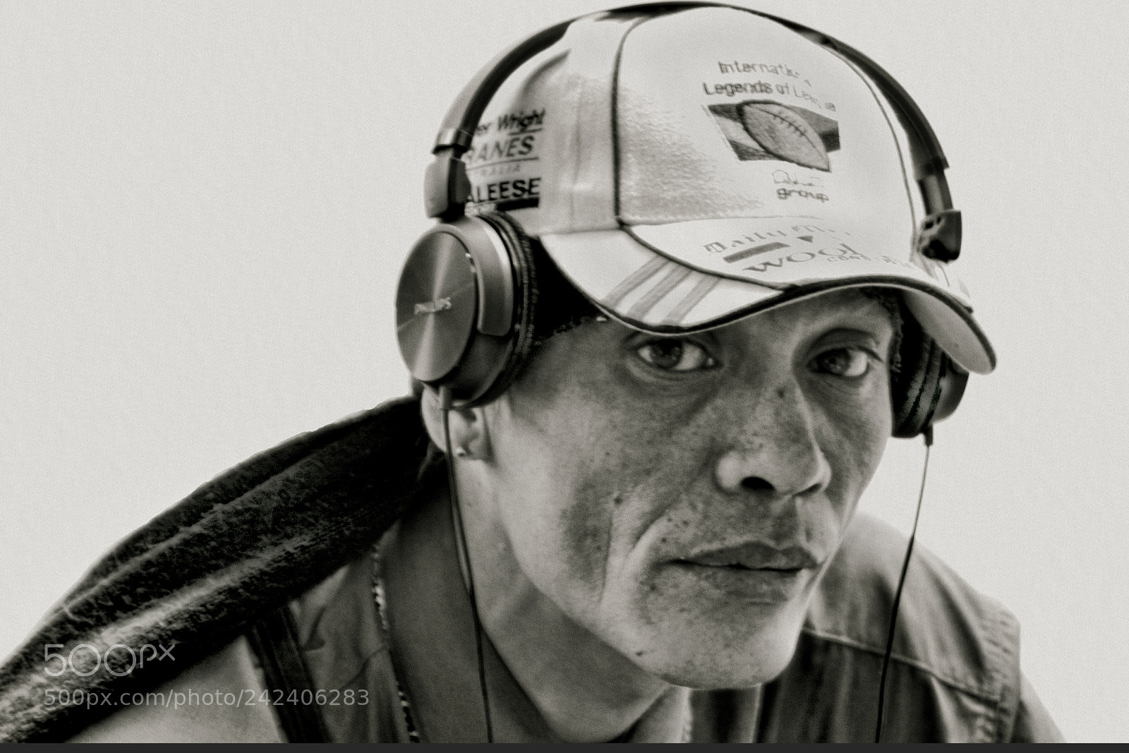 Nikon D7100 sample photo. Headphones bw photography