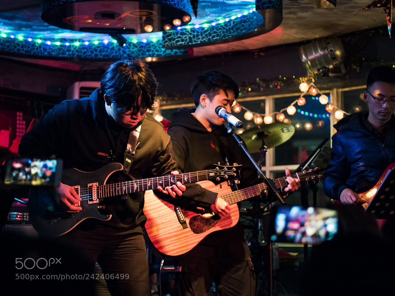 Olympus PEN E-PL7 sample photo. Guitar photography