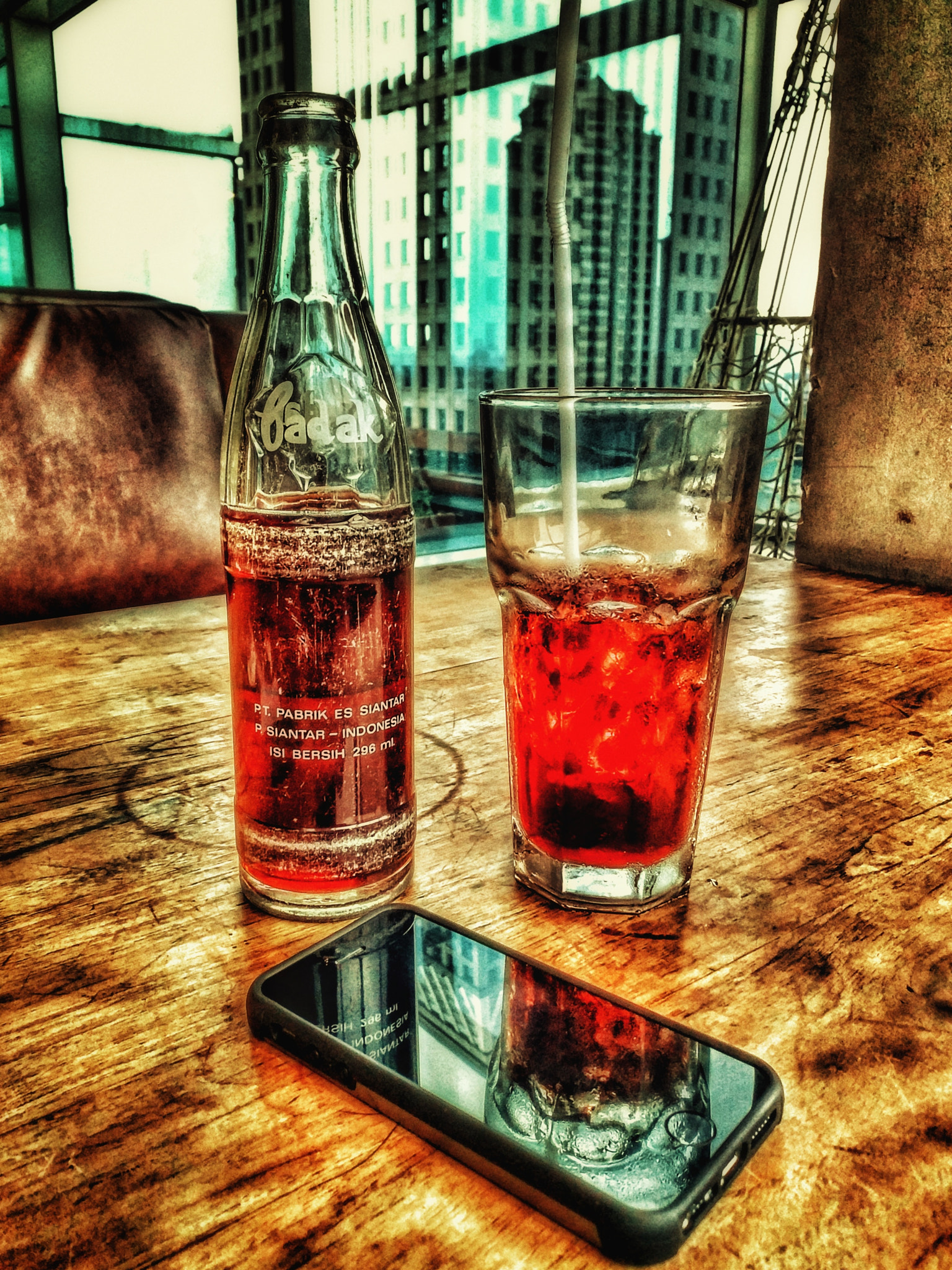 Xiaomi MI 5s Plus sample photo. Drink and communication photography