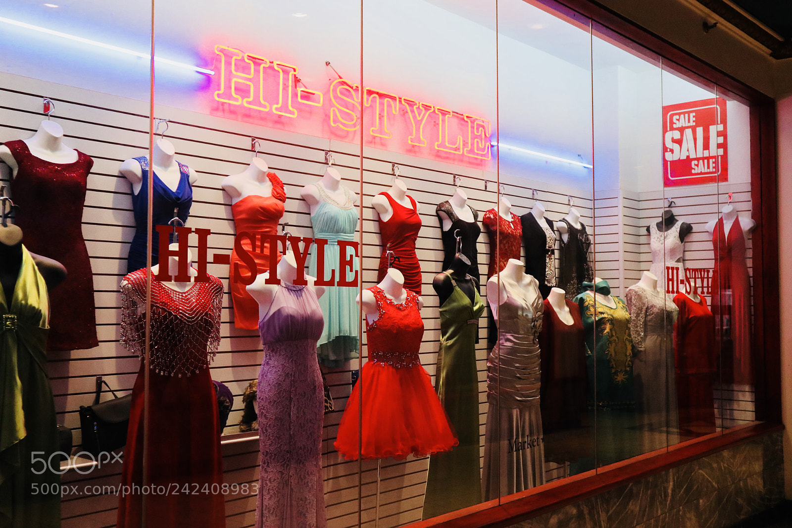 Canon EOS M100 sample photo. Hi-style photography
