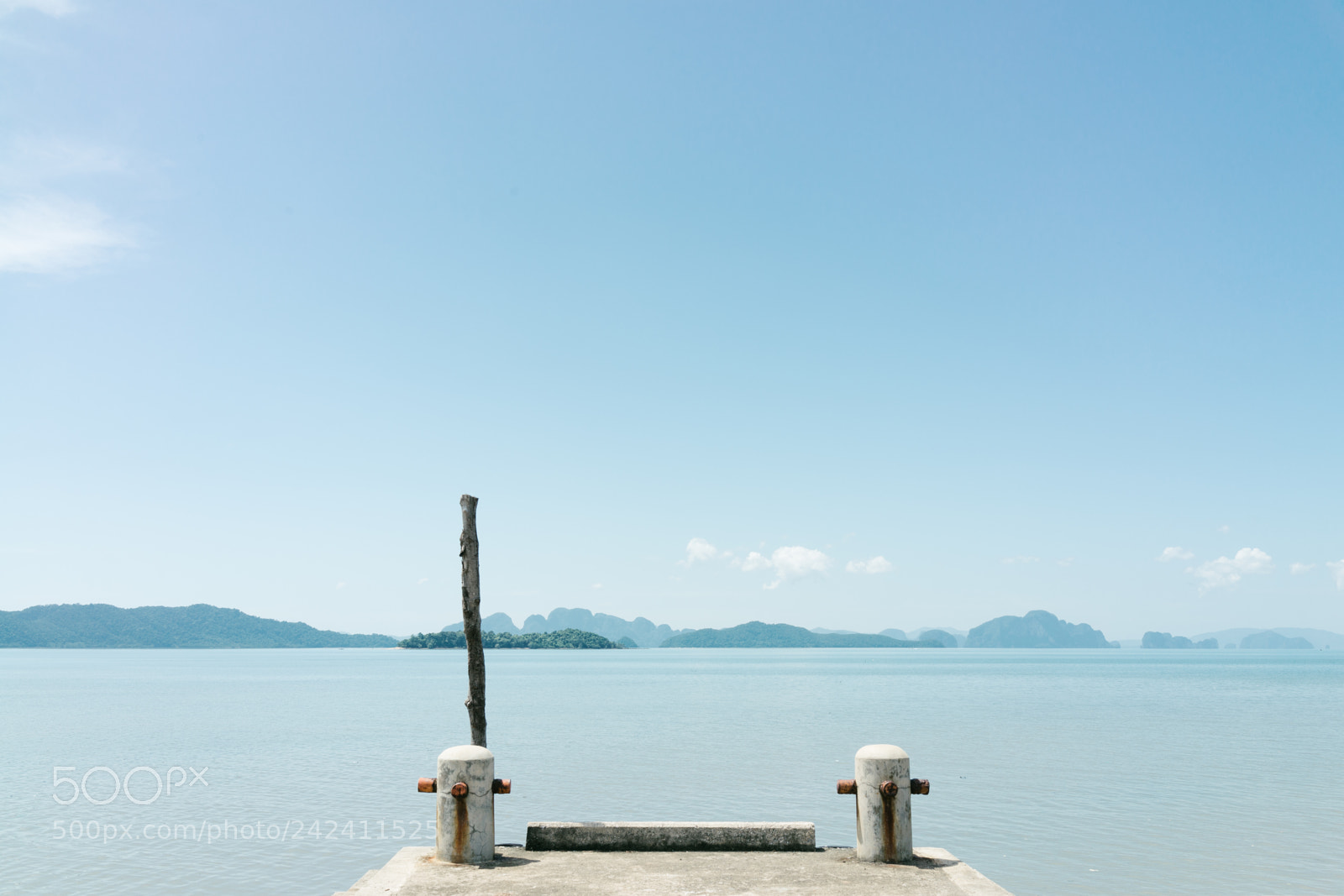 Sony Cyber-shot DSC-RX1 sample photo. Little pier with islands photography