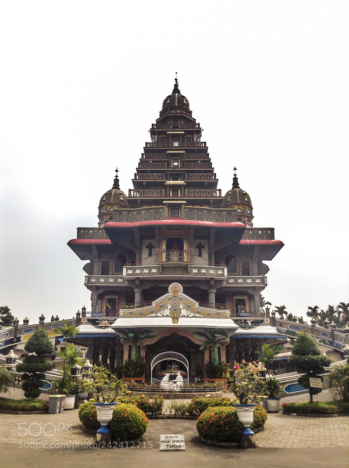 Apple iPod touch sample photo. Gereja velangkani, medan. photography