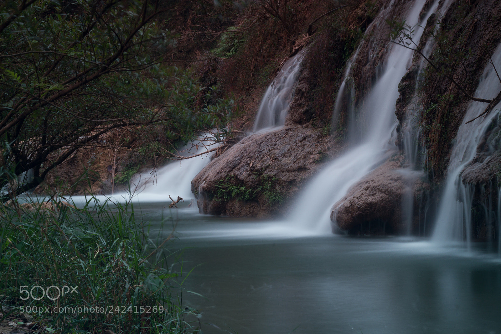 Canon EOS 550D (EOS Rebel T2i / EOS Kiss X4) sample photo. Waterfall photography