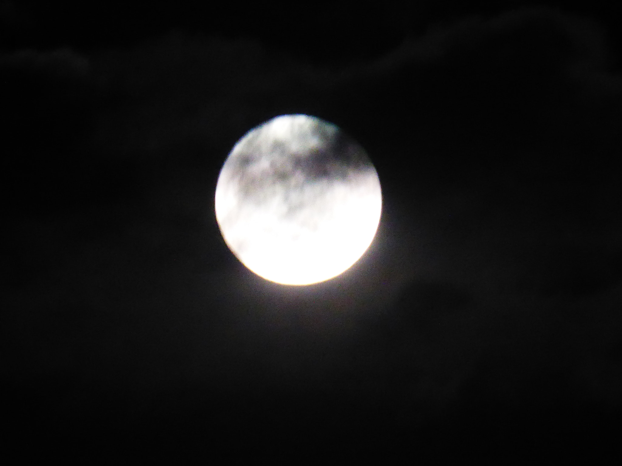 Panasonic DMC-ZS30 sample photo. Swieta supper moon photography