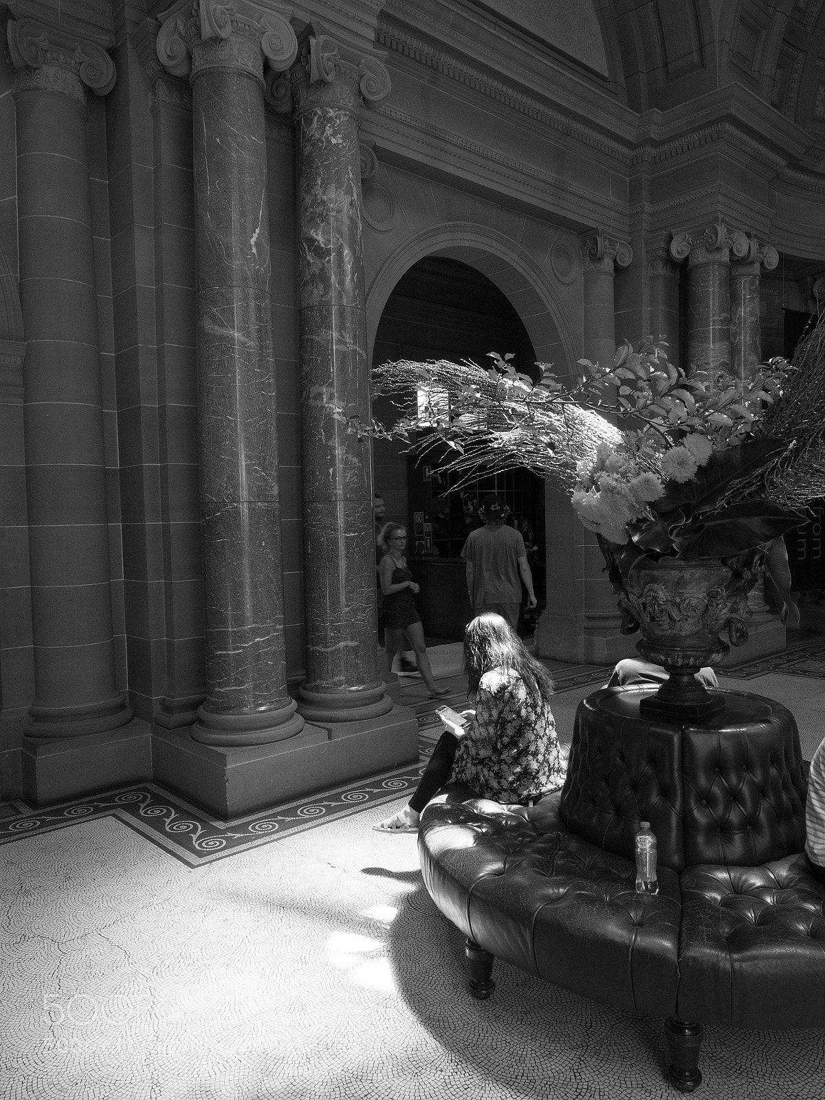 Olympus OM-D E-M10 II sample photo. Art gallery of nsw photography