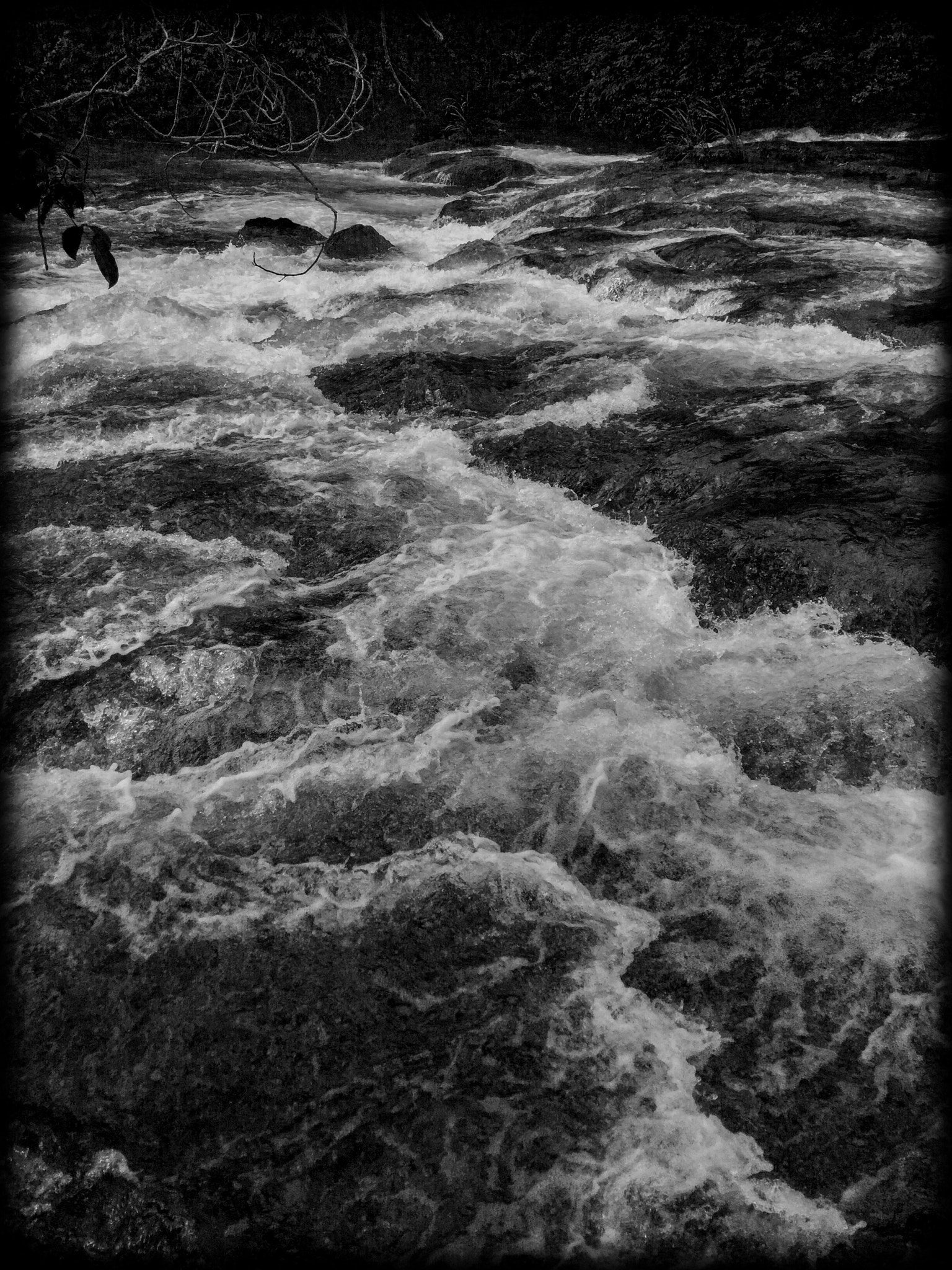 Apple iPad mini 4 sample photo. Water photography