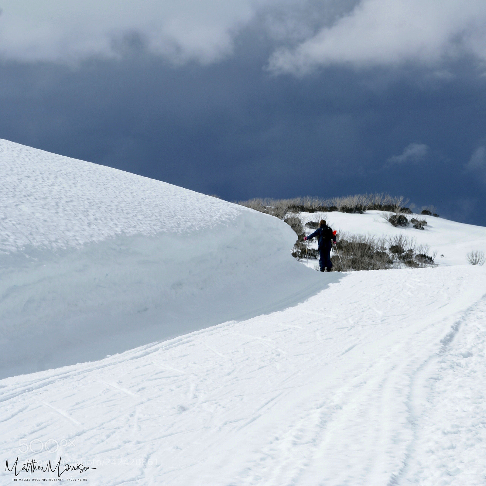 Sony Alpha DSLR-A300 sample photo. Round the bend photography