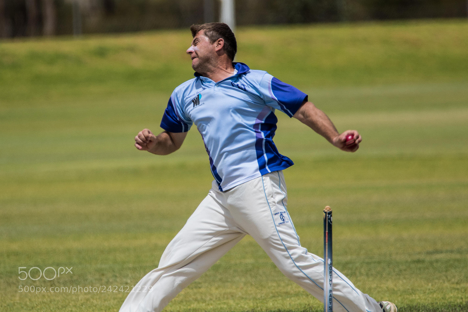 Canon EOS 7D Mark II sample photo. Veteran bowler photography