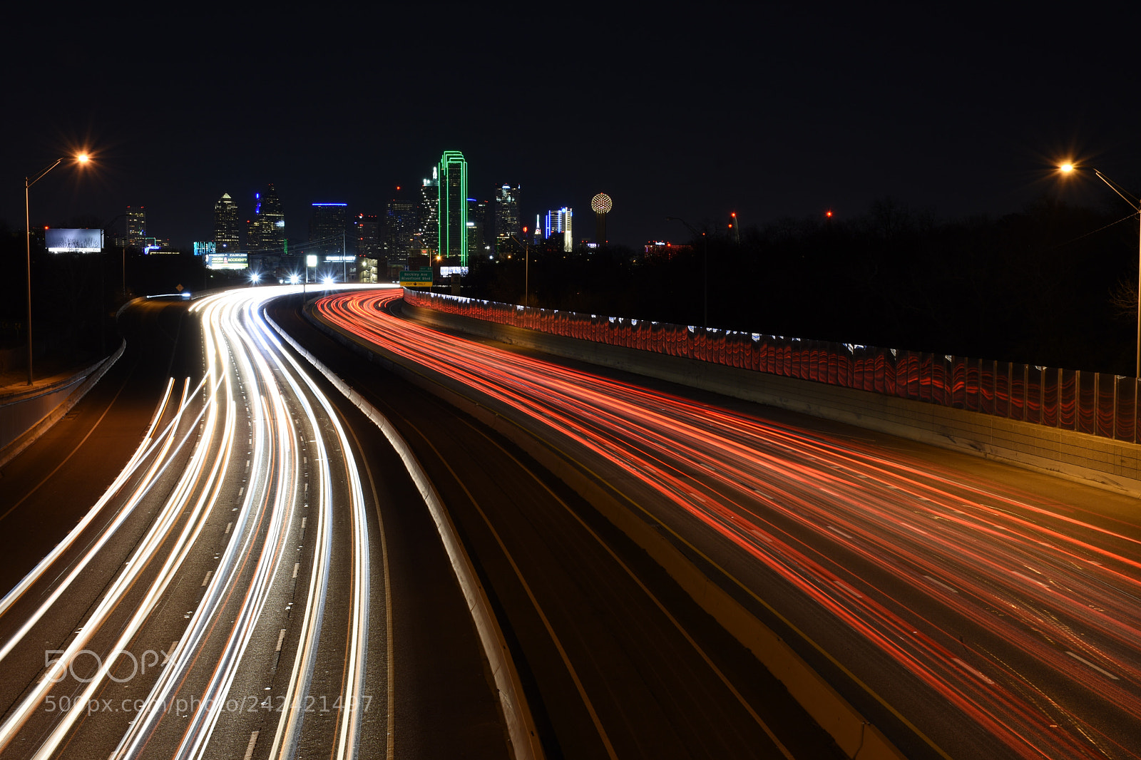 Nikon D7200 sample photo. Night and light photography