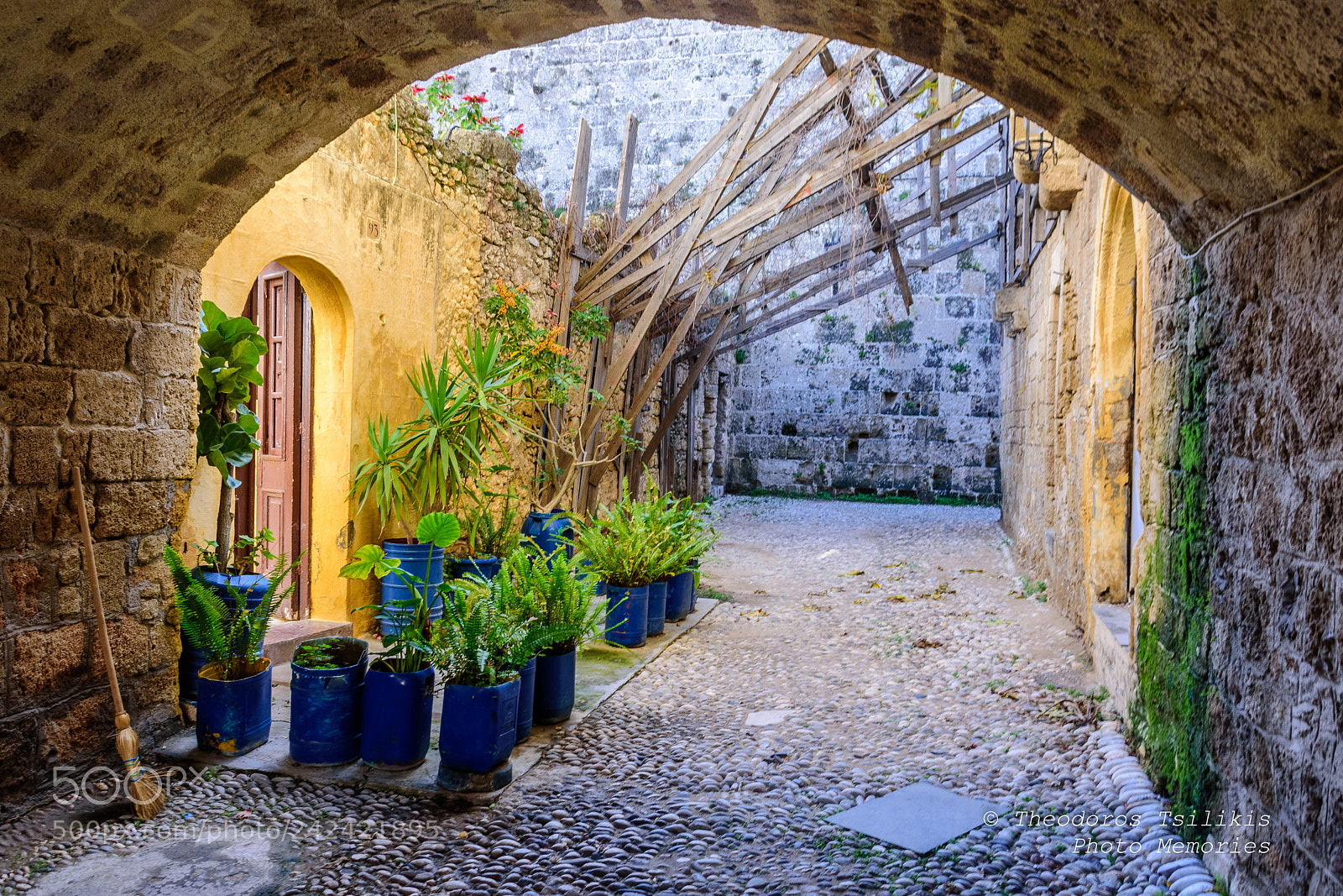 Nikon D7200 sample photo. Medieval architecture photography